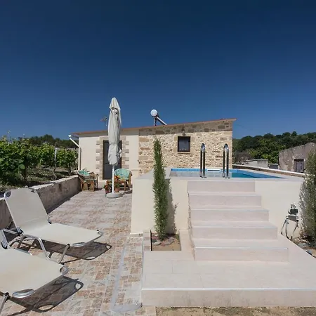 Margarita's Farm, Private Pool Villa Maláthiros